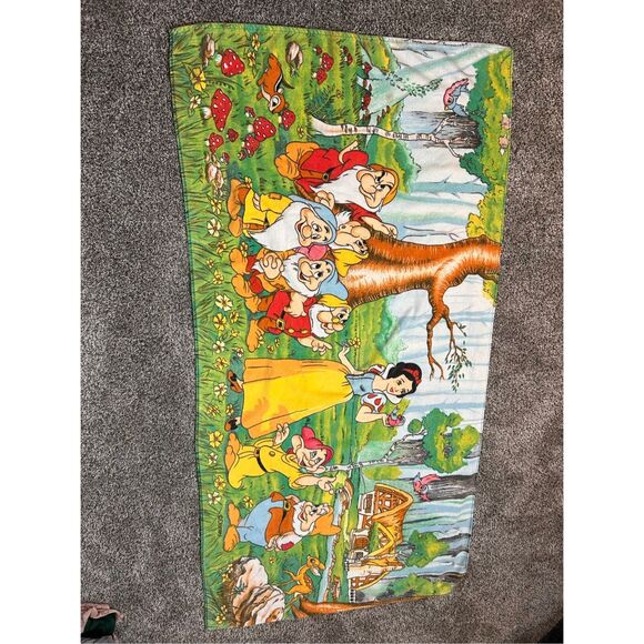 Disney Snow White and the seven dwarves vintage beach towel - Picture 1 of 2